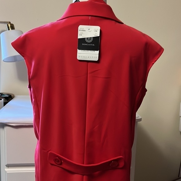 Doncaster collection red sleeveless nylon dress - Picture 4 of 11